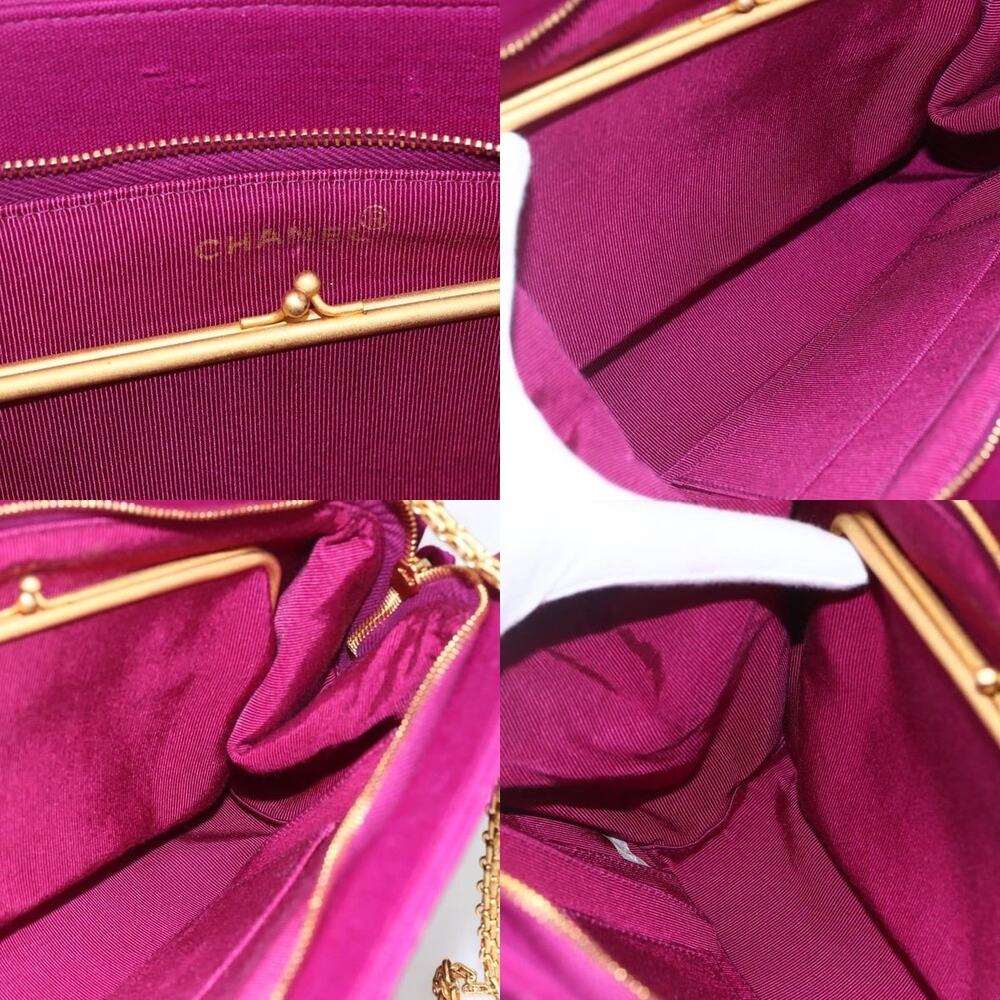 Chanel Matelasse Chain Shoulder Bag - Picture 6 of 7